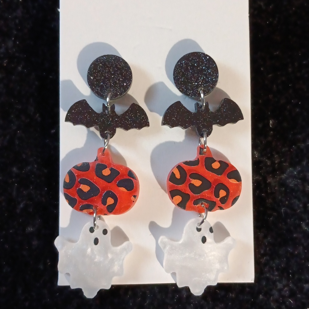 "Spooky" Acrylic Dangle Earrings Ghost Pumpkin Bats New!